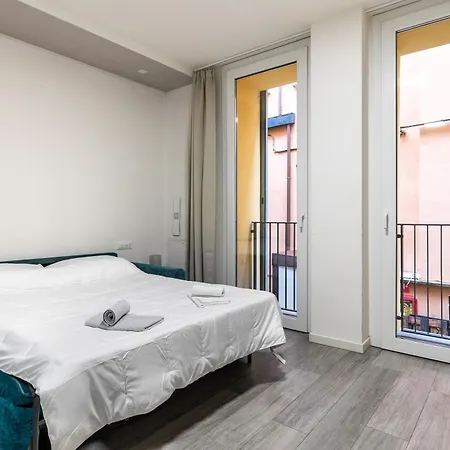 A Due Passi Da Piazza Maggiore 4 *