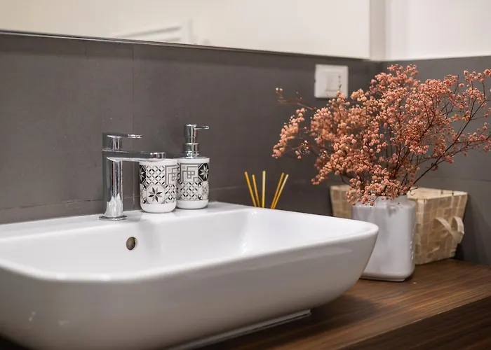 A Due Passi Da Piazza Maggiore 4 * 볼로냐