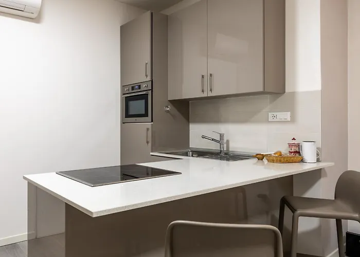 A Due Passi Da Piazza Maggiore 4 볼로냐