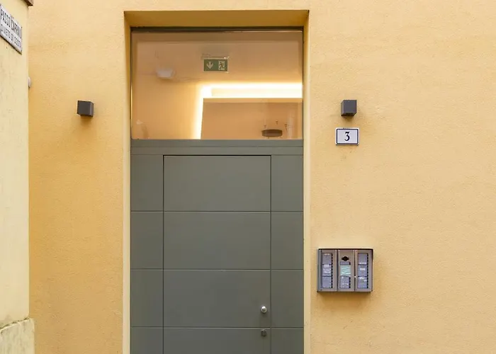 A Due Passi Da Piazza Maggiore 4