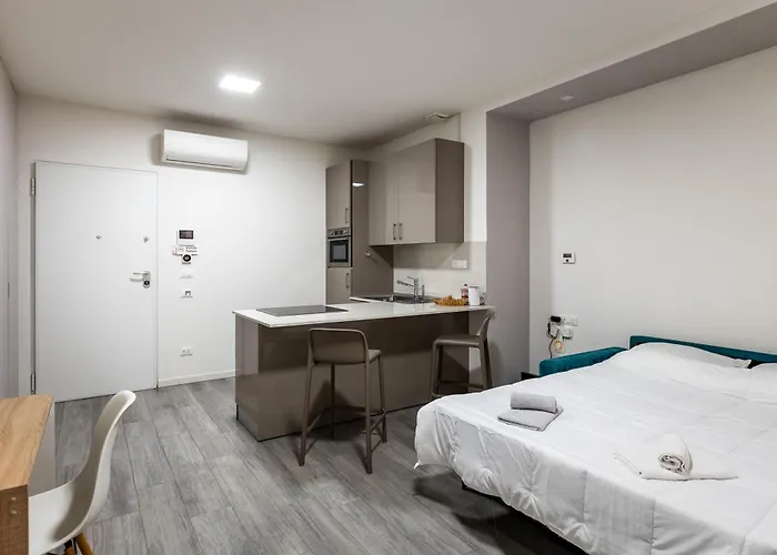 A Due Passi Da Piazza Maggiore 4