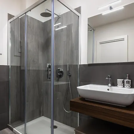 A Due Passi Da Piazza Maggiore 4